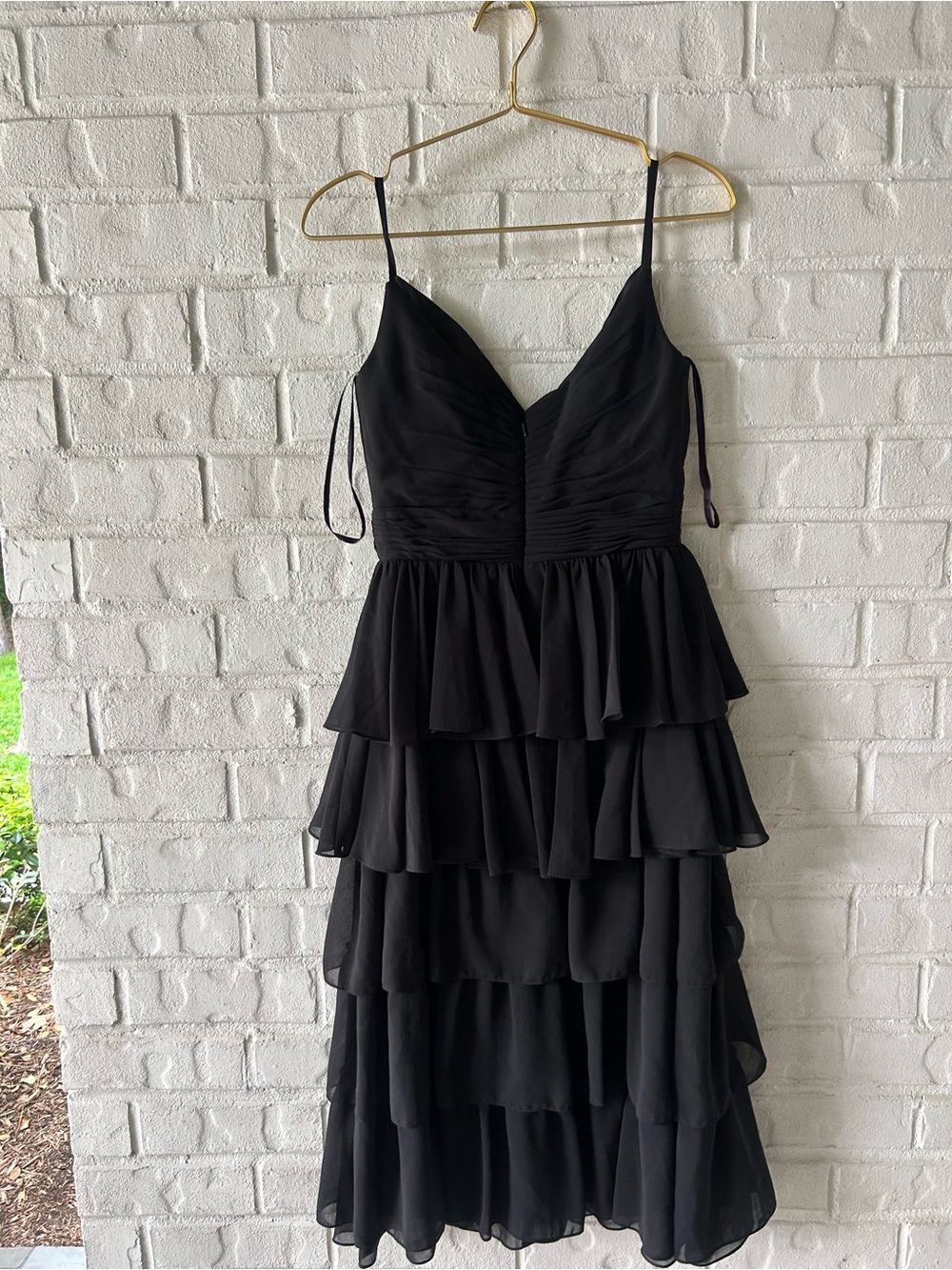 Mac Duggal Women's Ieena Ruffle Tiered Sleeveless Midi Dress - Picture 4 of 5